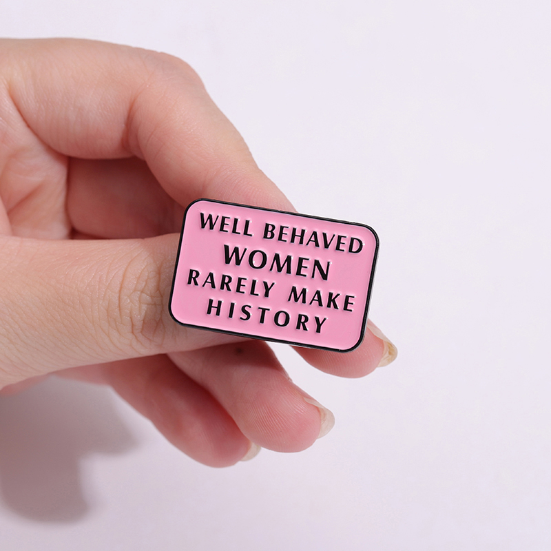 Well Behaved Women Rarely Make - Jewelry Making Quotes recensione e prezzo