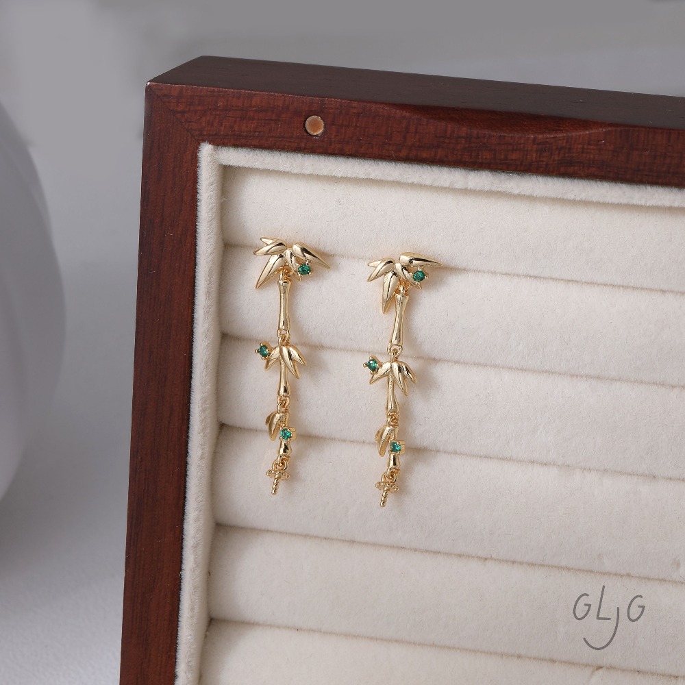 2PCS Bamboo Design Ear Studs B - Jewelry Making Earring Supplies recensione e prezzo