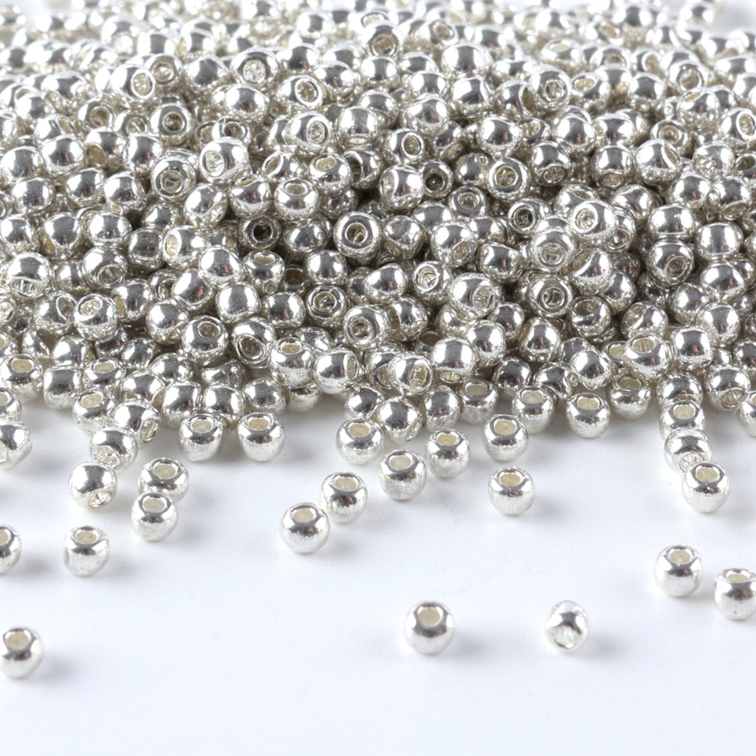 Domestic CJ 11/0 metallic roun - Seed Bead Tube recensione e prezzo