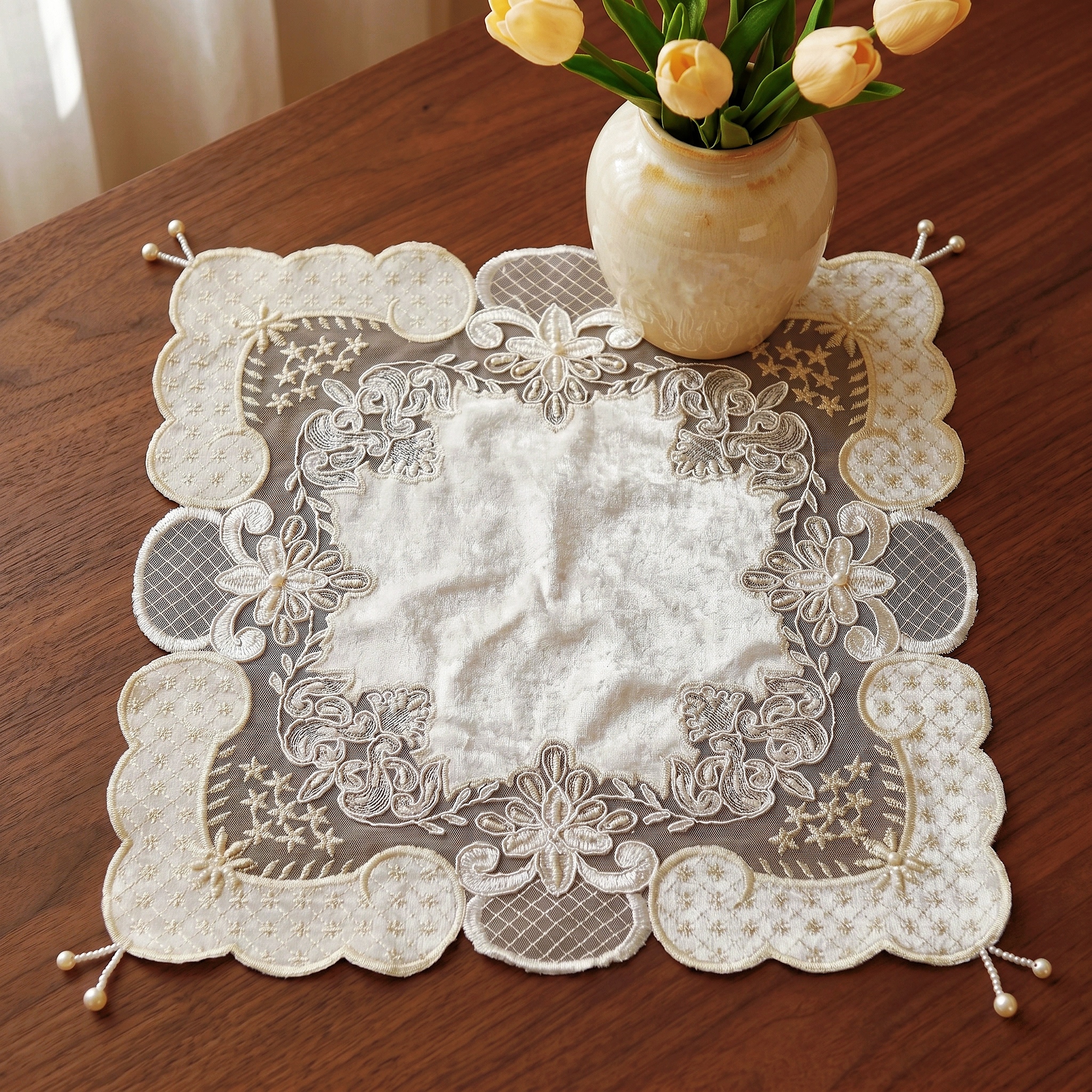 4pcs Square White Placemats Lu - Bead Mat Velvet recensione e prezzo