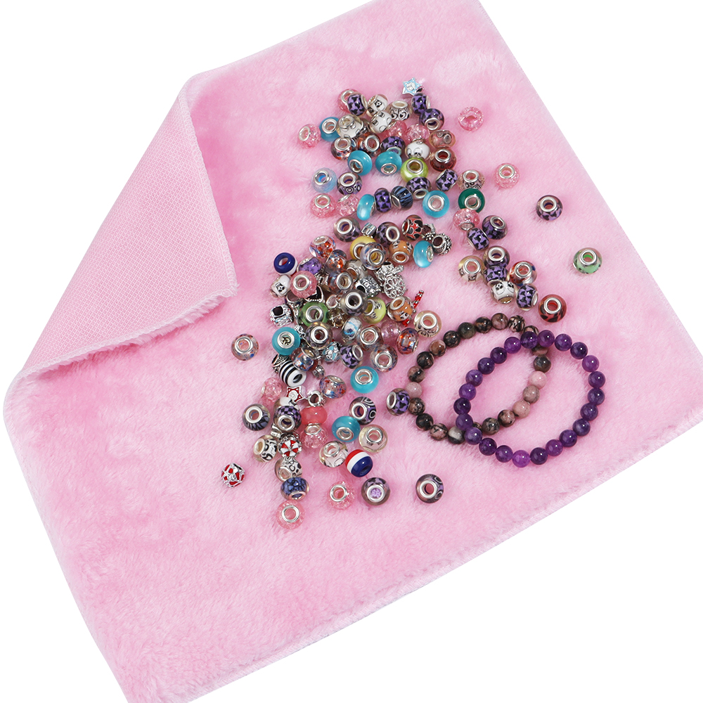 1 Piece Color Jewelry Display  - Bead Mat Velvet recensione e prezzo